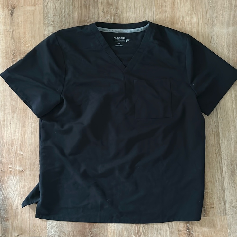 Fabletics 2XL Scrub Top